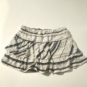 Cat & Jack Girls White/Black Striped Tiered Pull-On Skort: Size 10/12